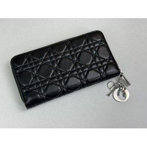 DIOR LADY DIOR LONG ZIPPER WALLET